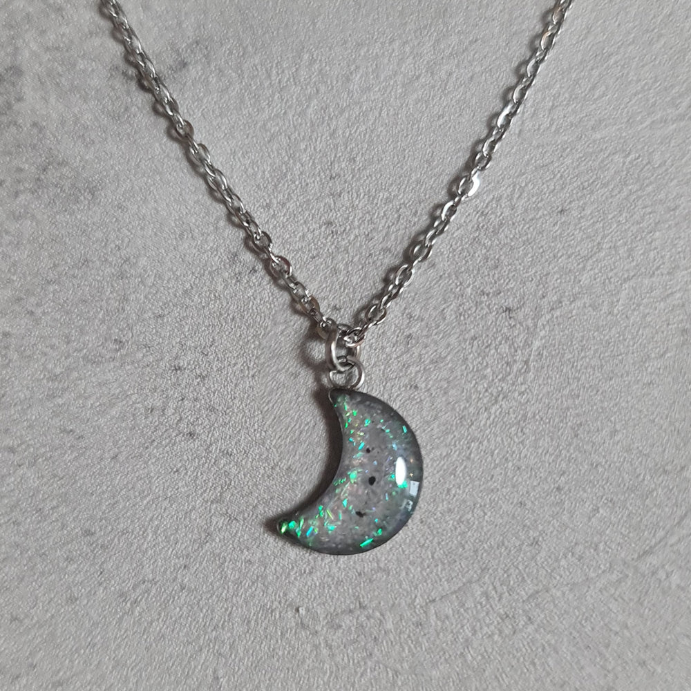 Snow Moon Crescent Moon Dust Necklace Hypoallergenic